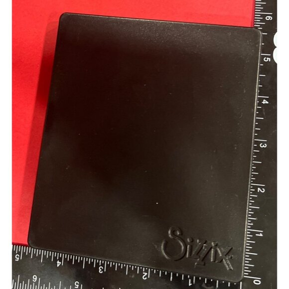 Sizzix Originals Die Heart Ornamental Valentines 655685 Scrappy Cat - Picture 4 of 4